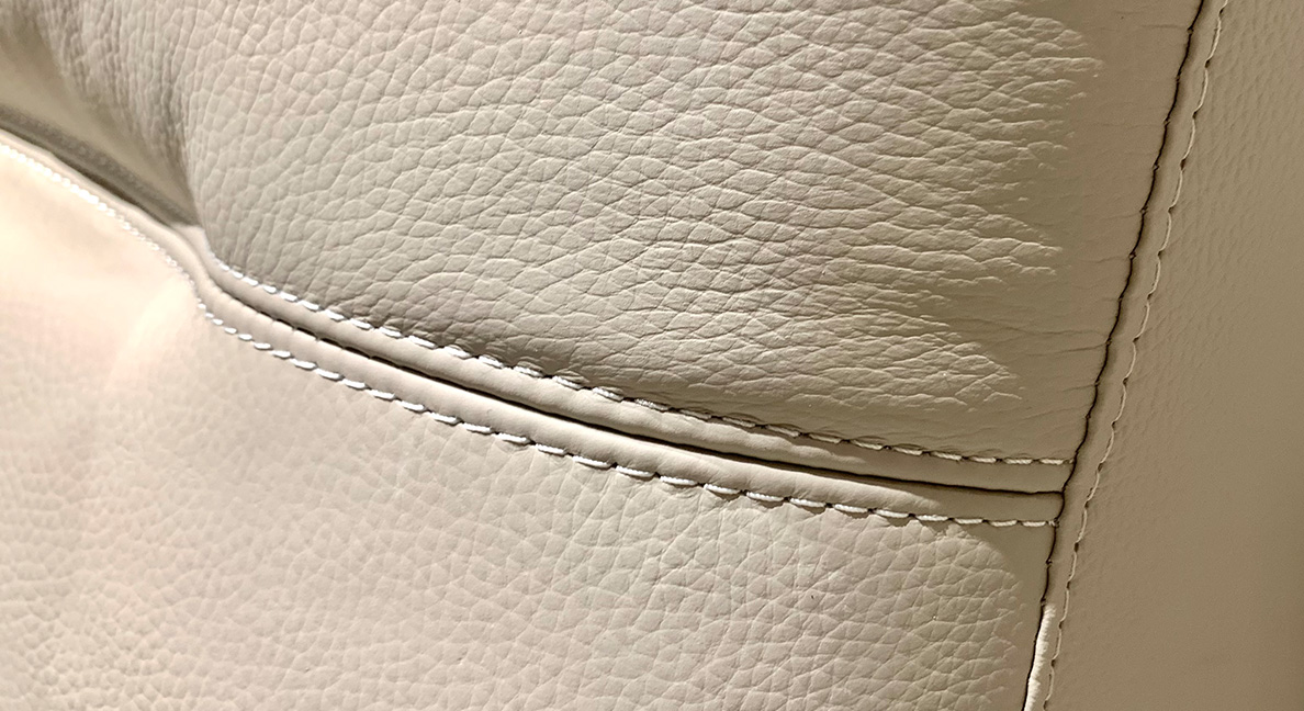 THE WARMTH OF HANDCRAFT  THE MARK OF TIME
